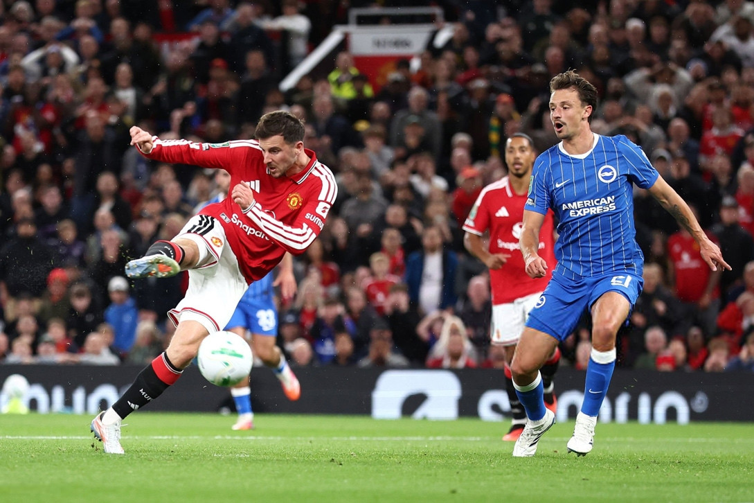 Kết quả bóng đá hôm nay 17/9: MU lại thua đau, Barca thắng khó tin