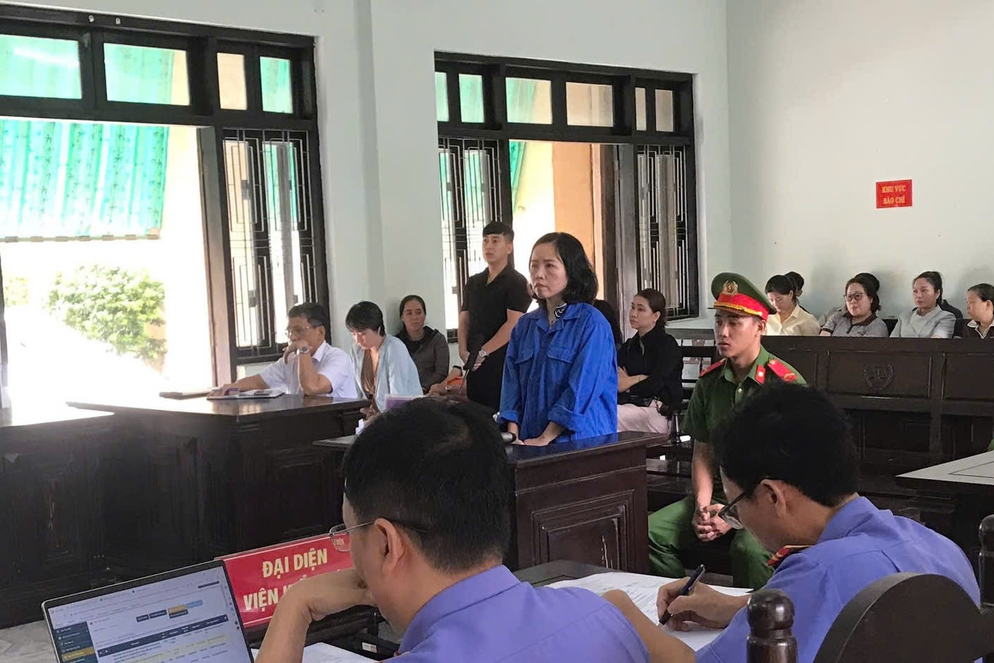 Cựu nữ kế toán Cục Thi hành án dân sự chiếm đoạt hơn 5,8 tỷ đồng