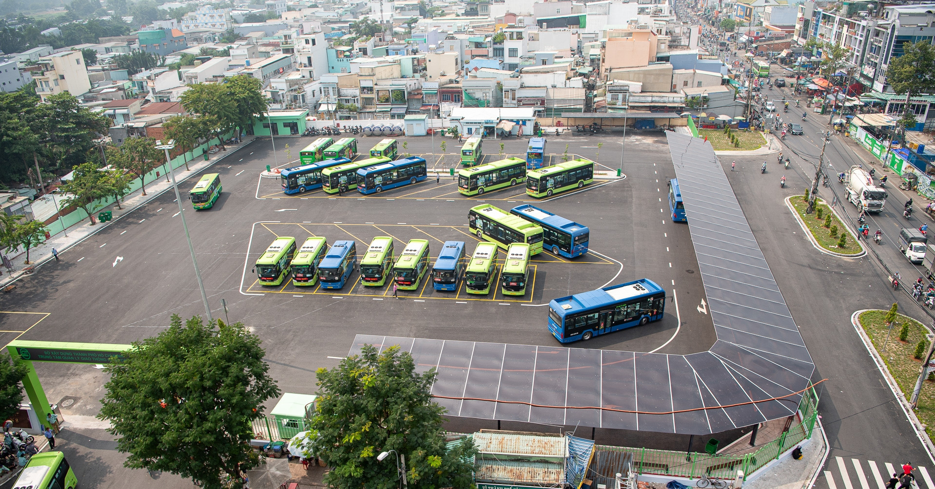 Bến xe buýt Quận 8 hoàn thiện hình mới sau nâng cấp toàn diện, giảm ùn tắc và nâng chất lượng dịch vụ