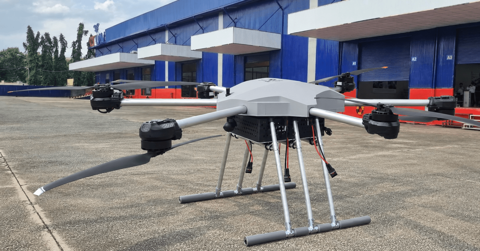 Doanh nghiệp Việt chế tạo UAV vận tải hạng nặng, mang được 100kg