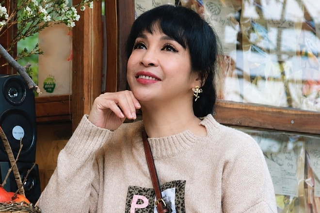 Hoa hậu Điện ảnh Hương Giang đơn thân hơn 20 năm, xúc động vì câu nói của con trai