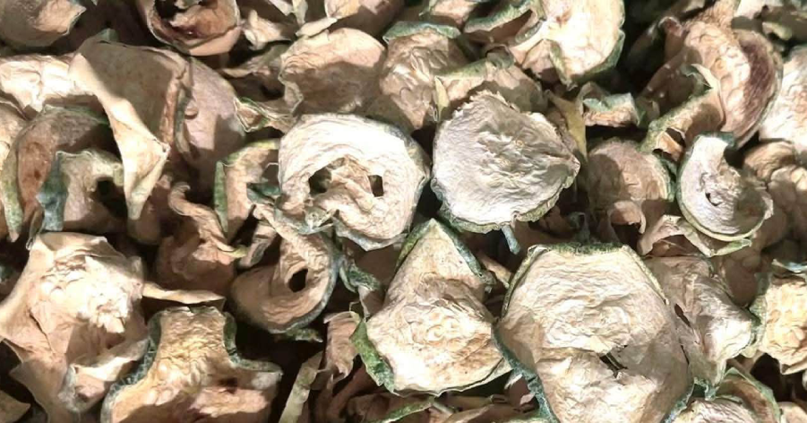 Loại cây có nguồn gốc từ Ấn Độ, chị em phơi khô làm trà uống giảm cân