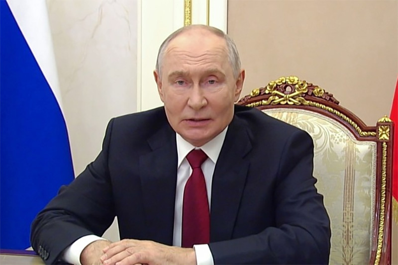 Putin Sputnik.jpg