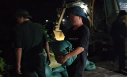 a4Huy động 100 người xuyên đêm .jpg