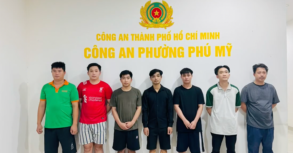 Bắt 7 người hỗn chiến khi xem bóng đá ở quán nhậu