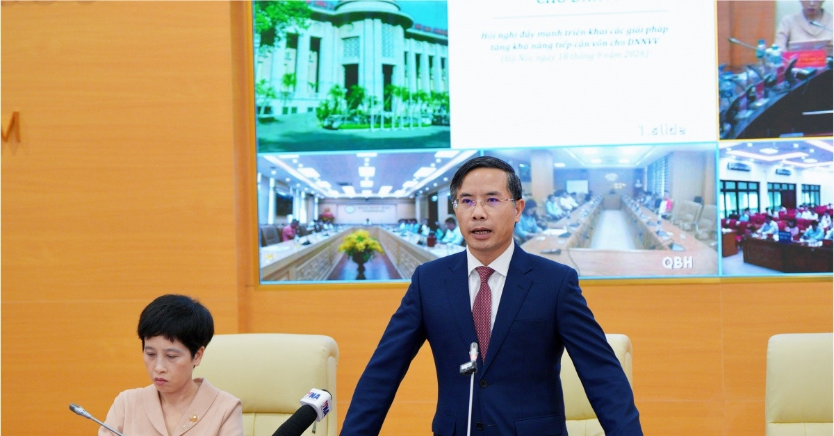 "Ngân hàng trước hết phải bảo đảm an toàn để hoàn trả tiền cho người gửi"