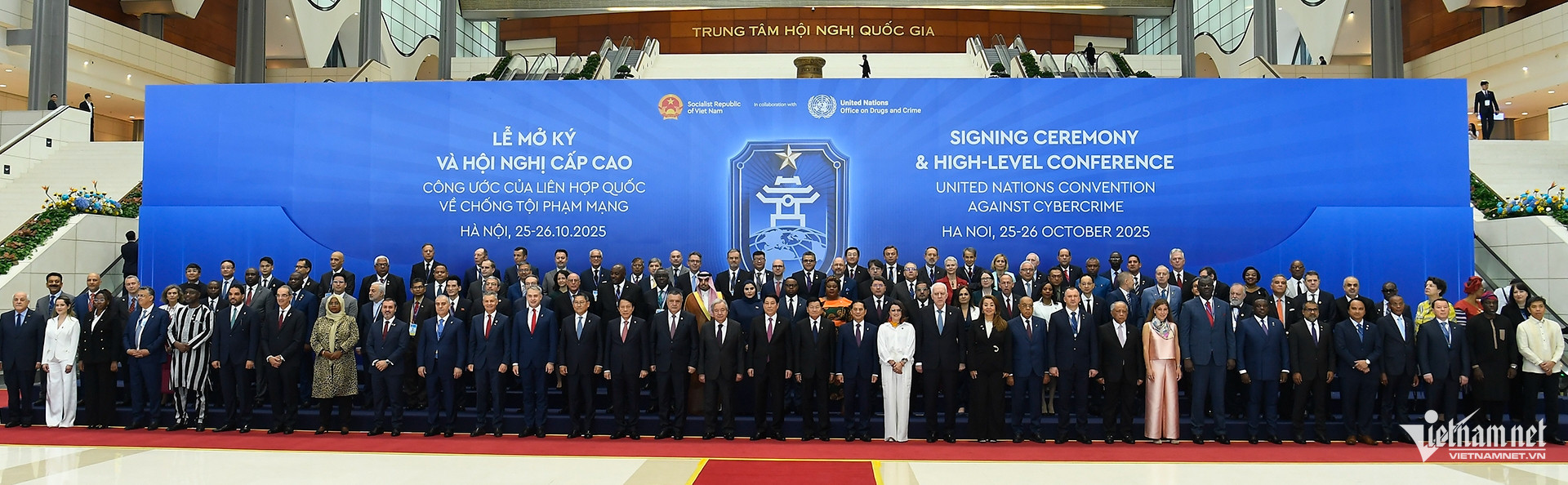 w hai 1316 351.jpg