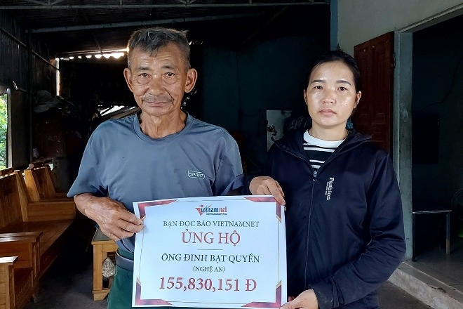 Báo VietNamNet trao hơn 3,8 tỷ đồng đến các hoàn cảnh khó khăn trong tháng 8