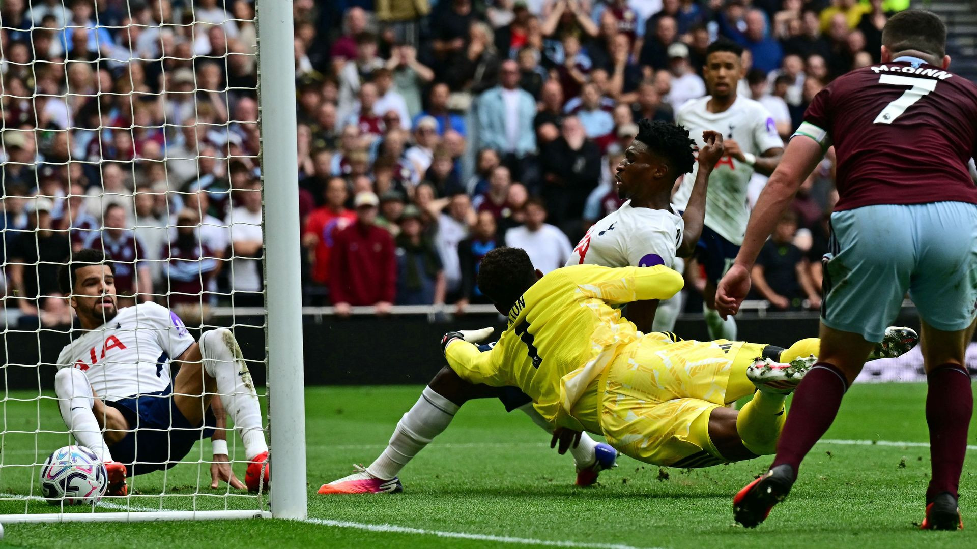 resources_premierleague_pulselive_com 2295426065 (2).jpg