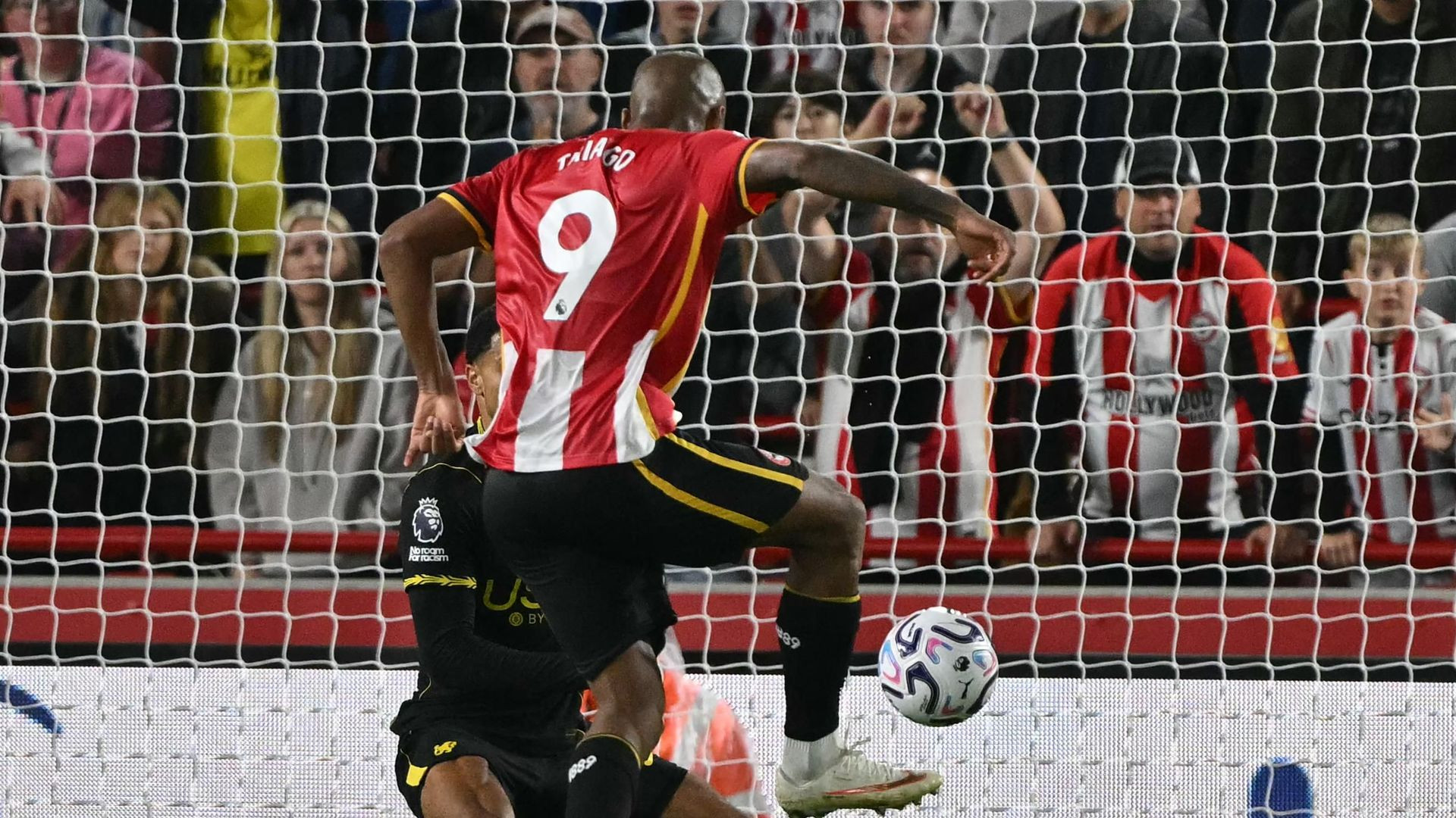 resources_premierleague_pulselive_com 2295975468.jpg