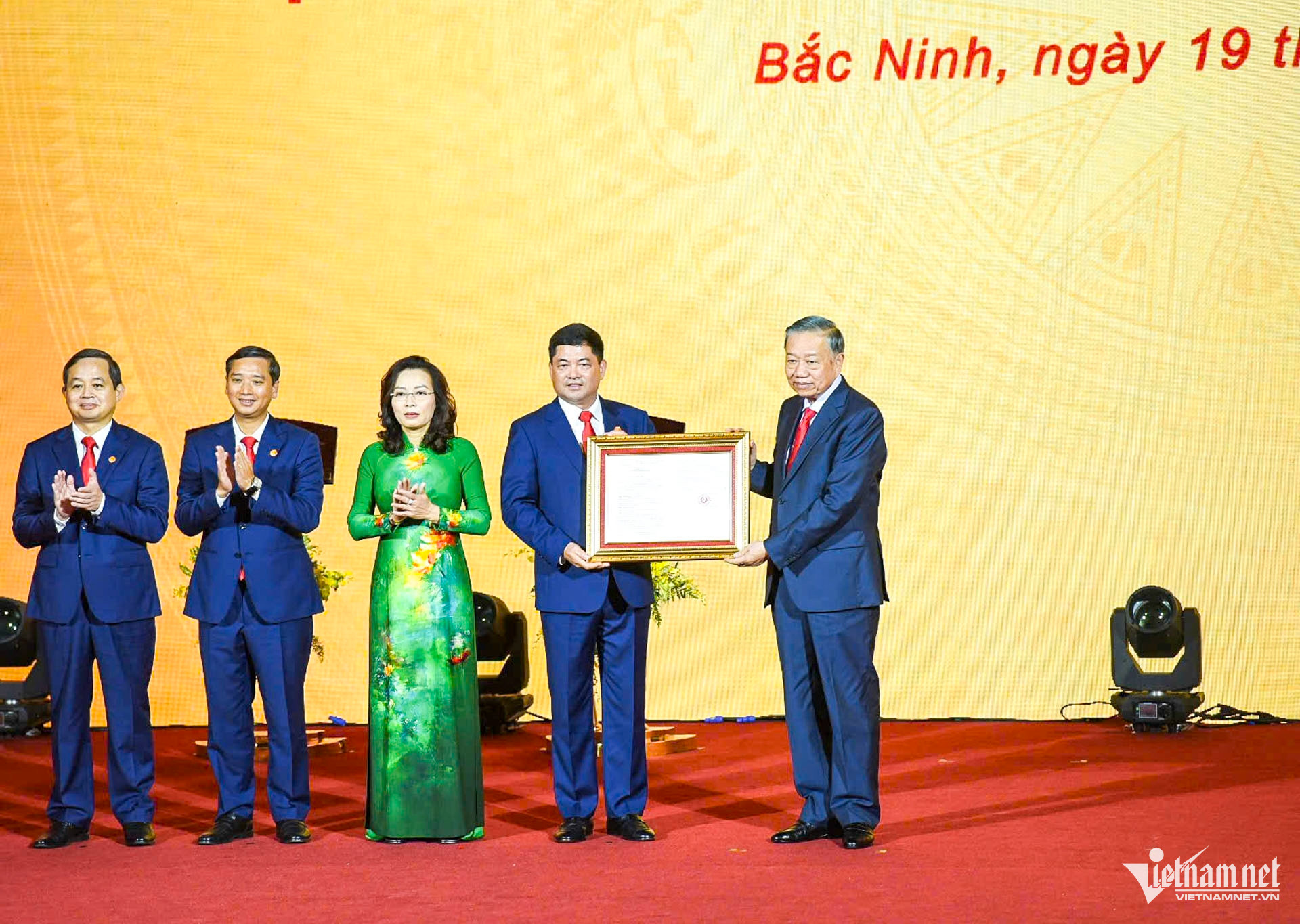 W-bắc ninh lên thành phố__9.JPG.jpg