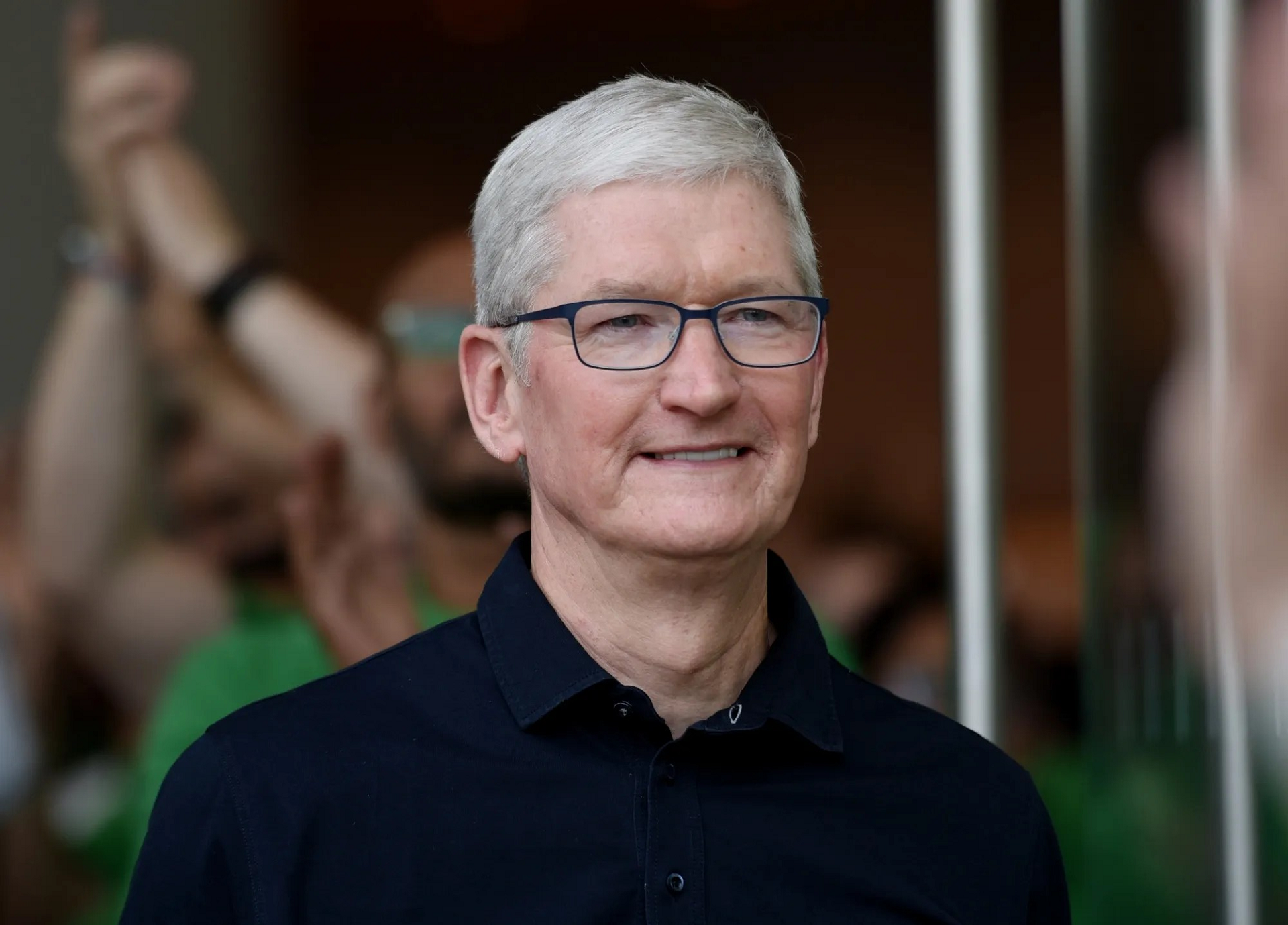 ceo tim cook bloomberg
