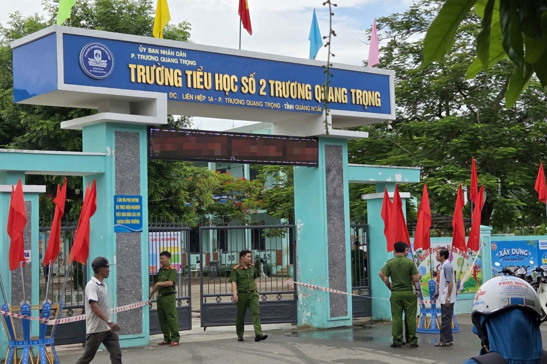 Cháy tại trường tiểu học, phát hiện một hiệu phó tử vong