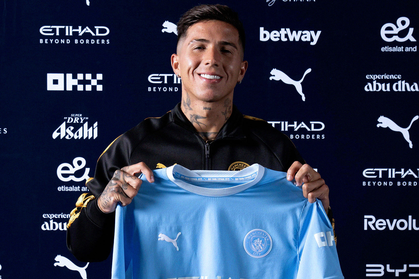 Enzo Fernandez Man City.jpg