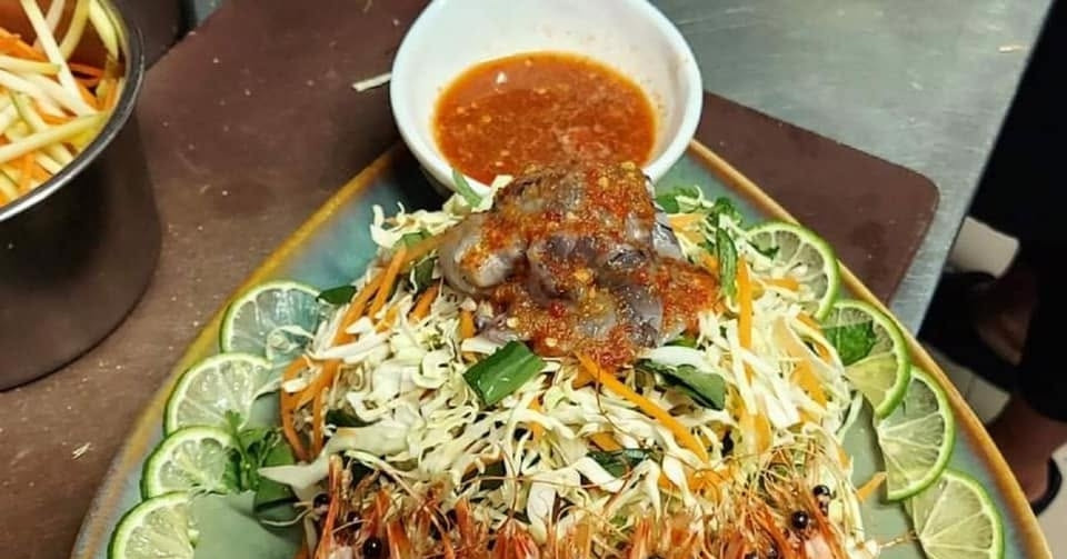 Người bị huyết áp cao có nên kiêng hải sản?