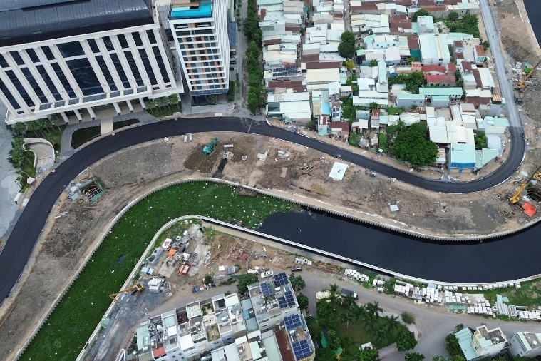 Xóa cảnh nhếch nhác, TPHCM thông xe 1,4km đường ven kênh dự án 17.000 tỷ