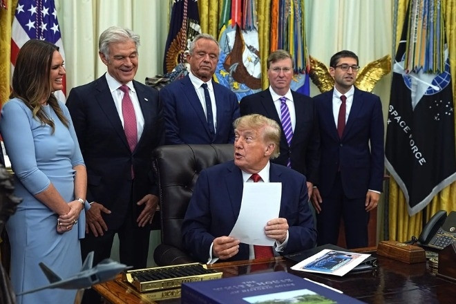 Ông Trump liệt kê '25 thành tựu hàng đầu', tuyên bố thành lập lực lượng AI