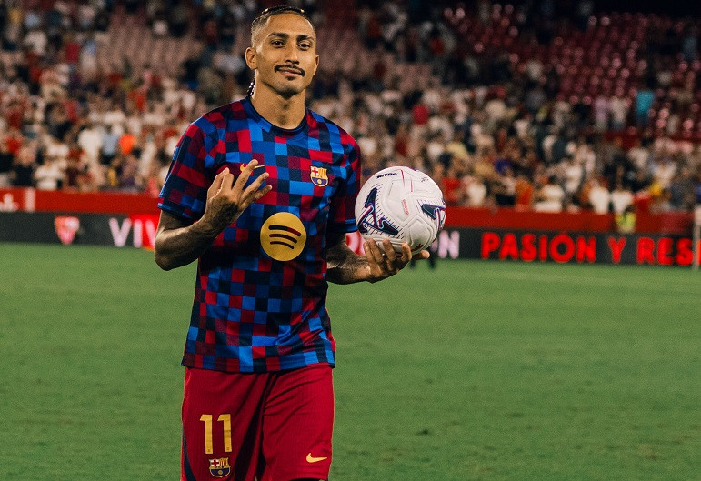 raphinha FCB.jpg