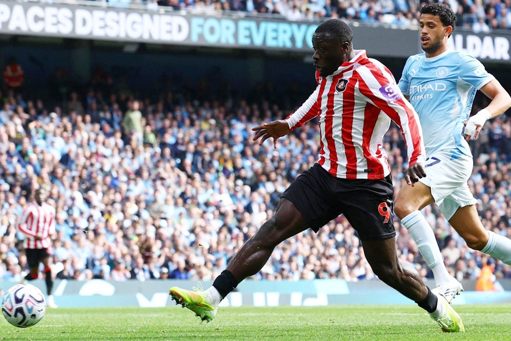 Trực tiếp Man City 2-2 Sunderland: Rượt đuổi tỷ số hấp dẫn (H1)