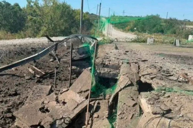 Video UAV Nga tập kích hàng loạt cầu hậu cần của Ukraine ở tiền tuyến