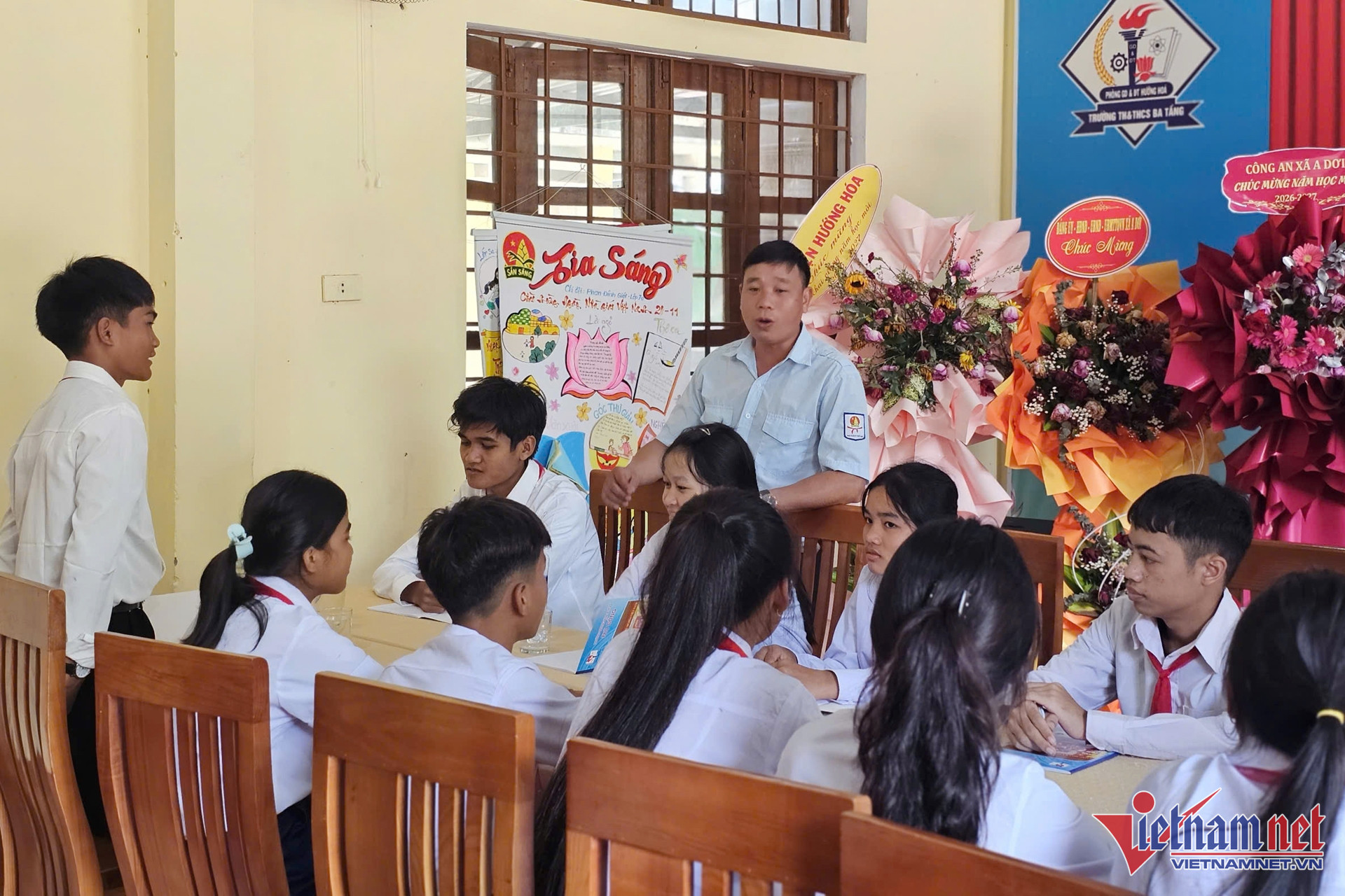 W-truong hoc an toan thich ung bien doi khi hau 4.jpg