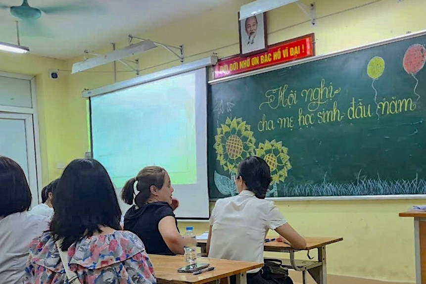 Cần 'giải phóng' ban đại diện cha mẹ học sinh khỏi vai trò 'đứng ra thu tiền'