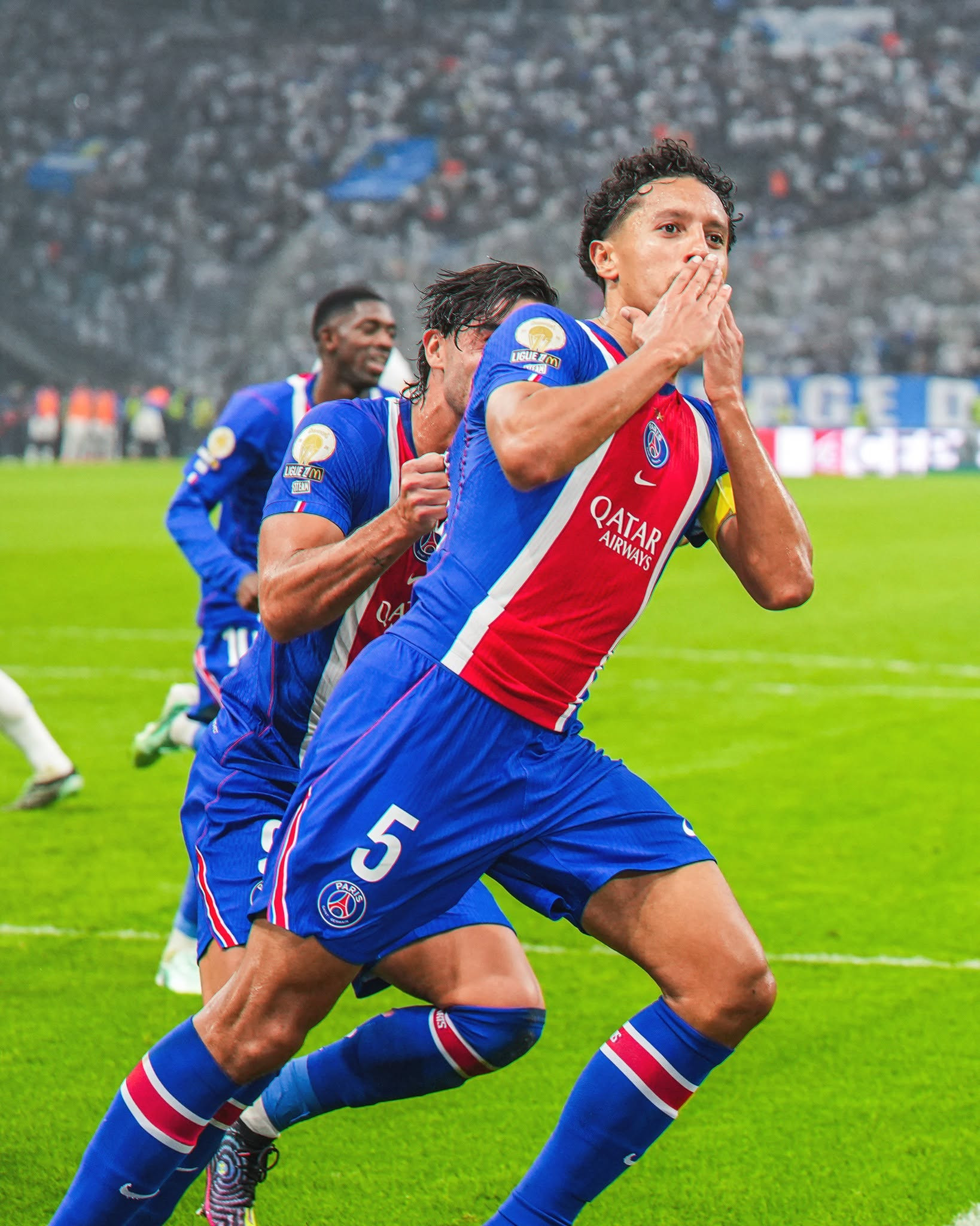 https://static-images.vnncdn.net/vps_images_publish/000001/000003/2026/9/21/marseille-vs-psg-215.jpg