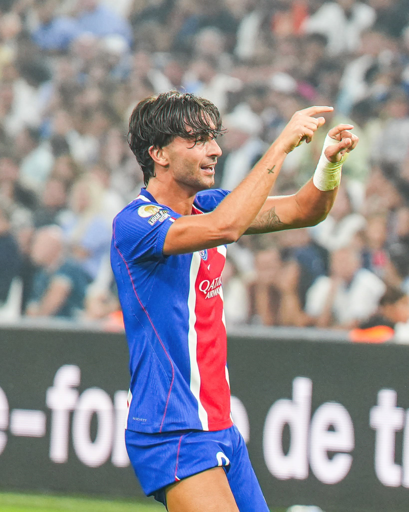 https://static-images.vnncdn.net/vps_images_publish/000001/000003/2026/9/21/marseille-vs-psg-3-214.jpg