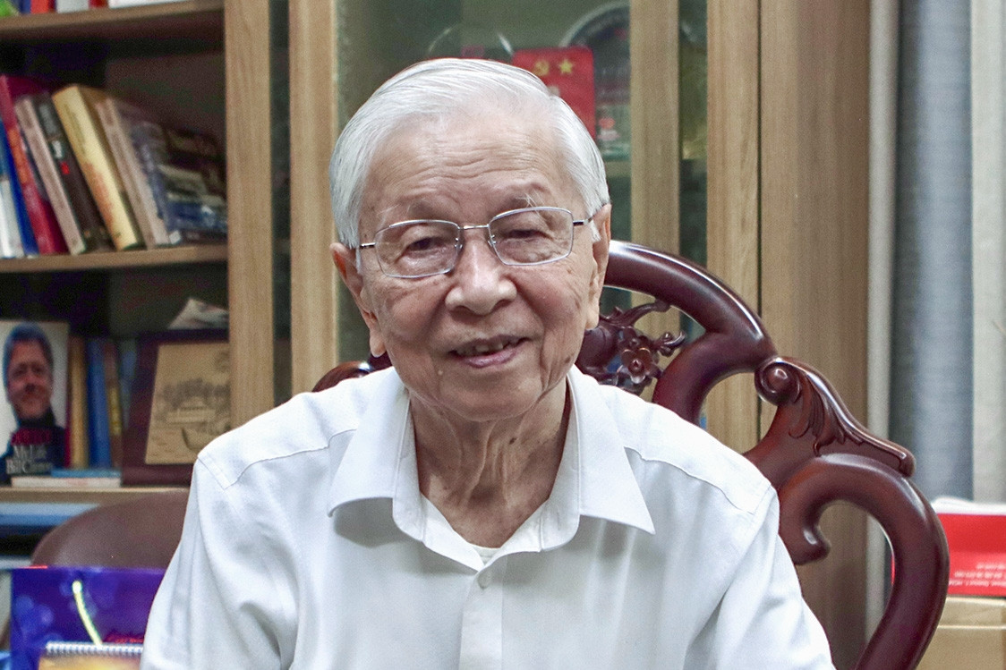 Nguyên Phó Bí thư TPHCM và chuyện hai lần vượt ngục, một đời theo cách mạng