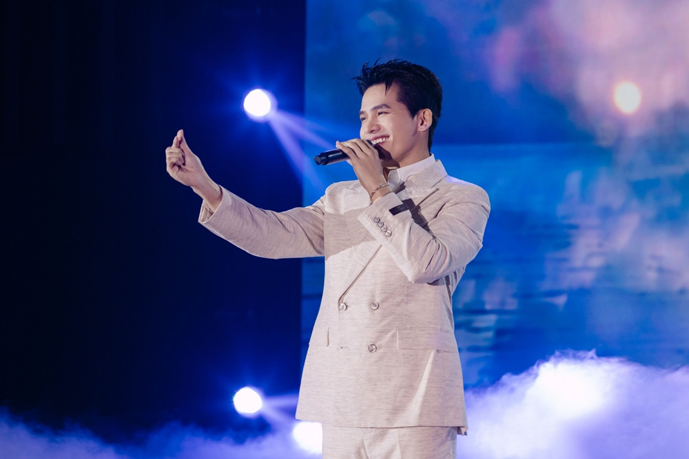 https://static-images.vnncdn.net/vps_images_publish/000001/000003/2026/9/21/quoc-thien-001-1792.jpg