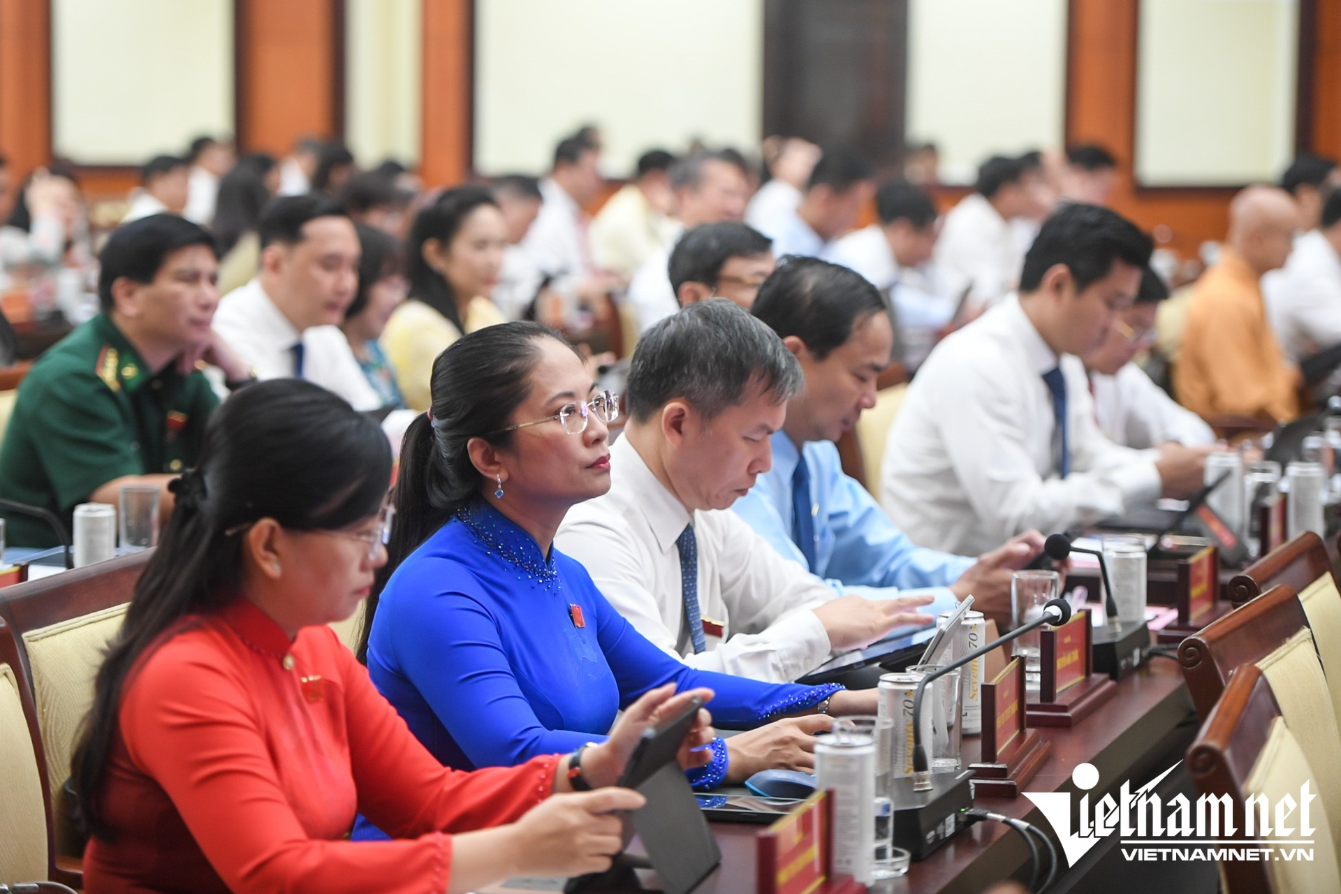W-HDND TPHCM   Nguyễn Huế.jpg