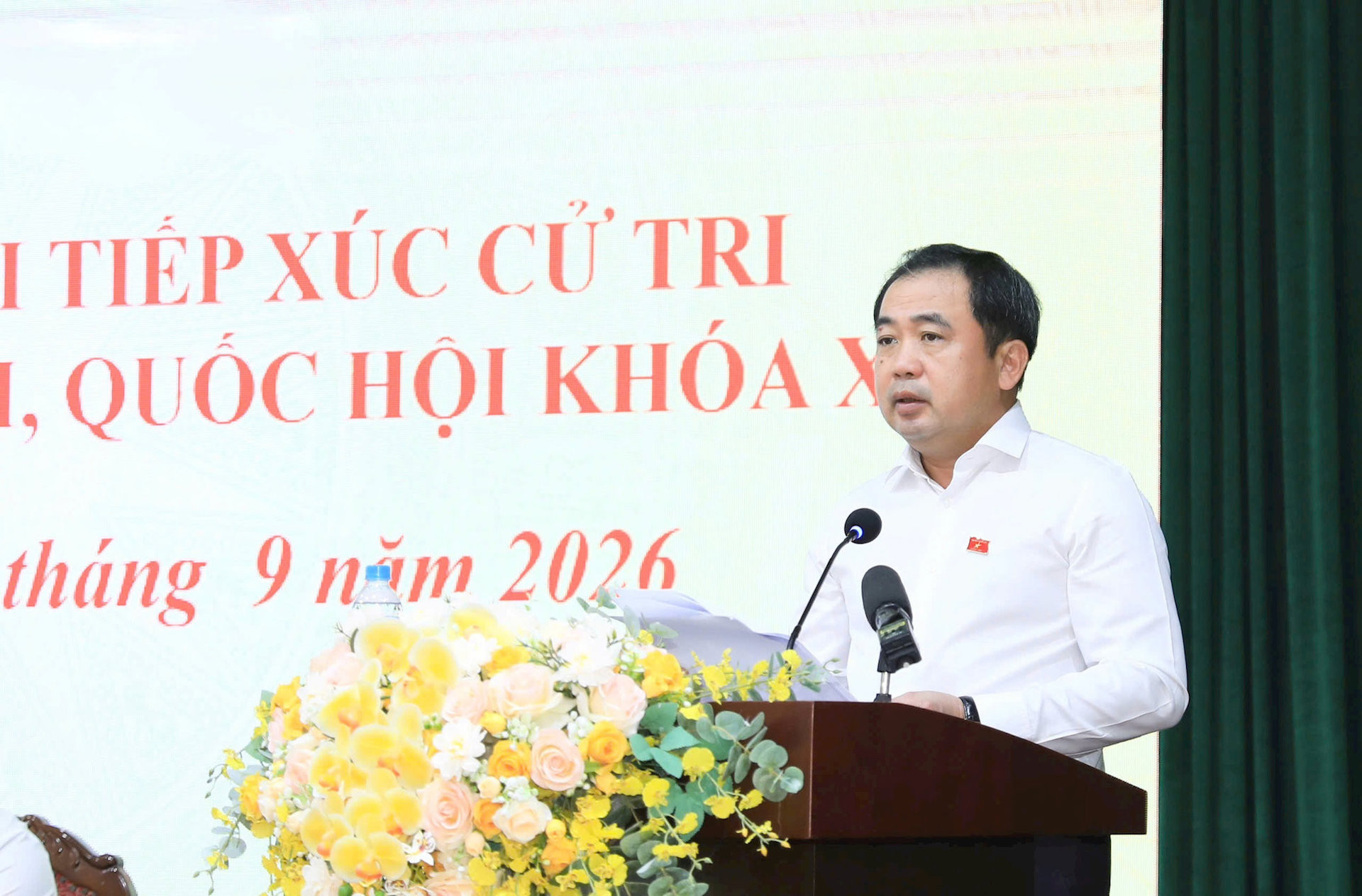 Bí thư 1.jpg