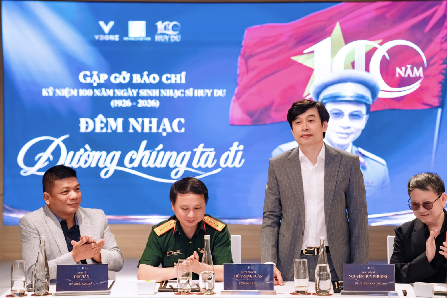 Con trai là PGS tiết lộ những sáng tác chưa từng được công bố của nhạc sĩ Huy Du