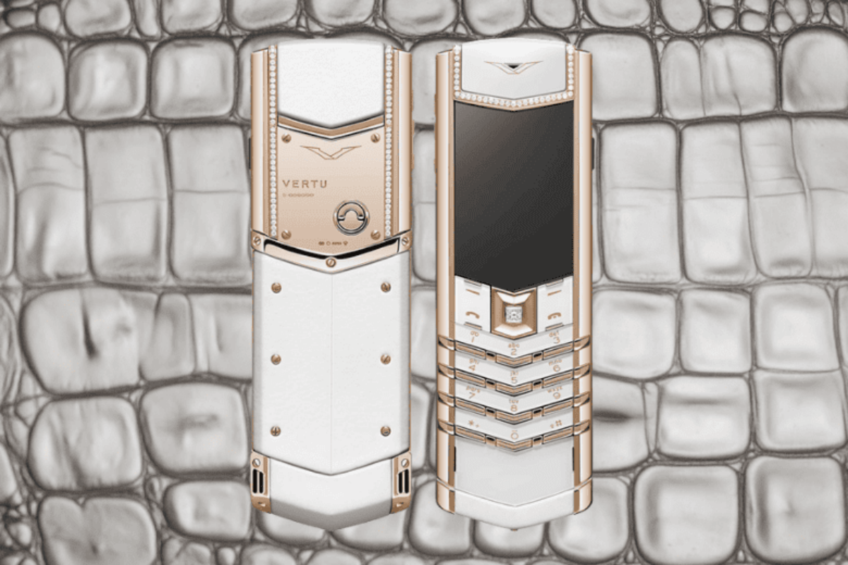 Mua điện thoại hàng trăm triệu đồng nhưng lại là hàng 'dựng'