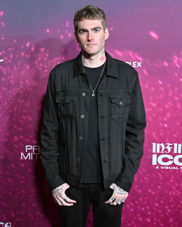 Presley Walker Gerber World Premiere Infinite Icon A Visual Memoir 092126x 04353d5c947f4b039180c0bd4e56265d.jpg