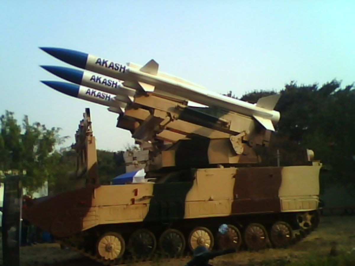 tên lửa Akash 3.jpg