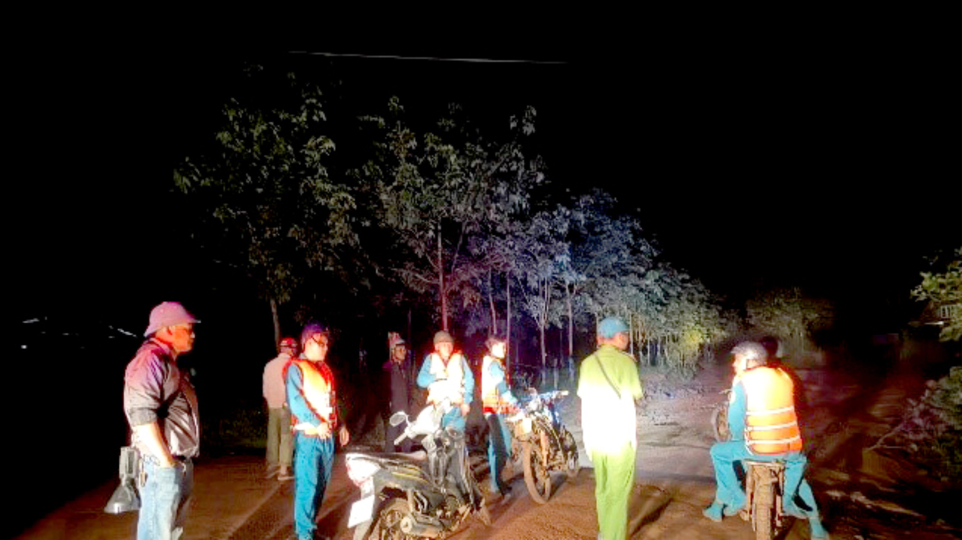 thi the dak nhau (1).jpg