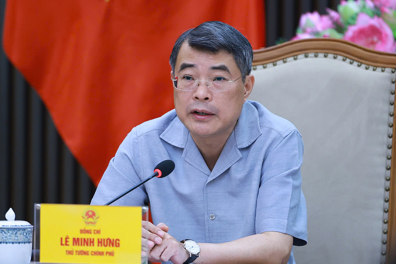 Thủ tướng yêu cầu gỡ vướng mắc 12 dự án giao thông chậm tiến độ