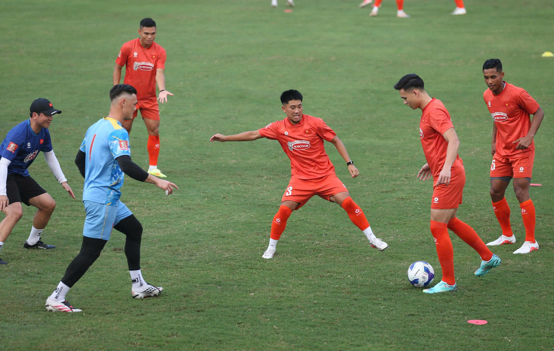 tuyen viet nam 19.jpg