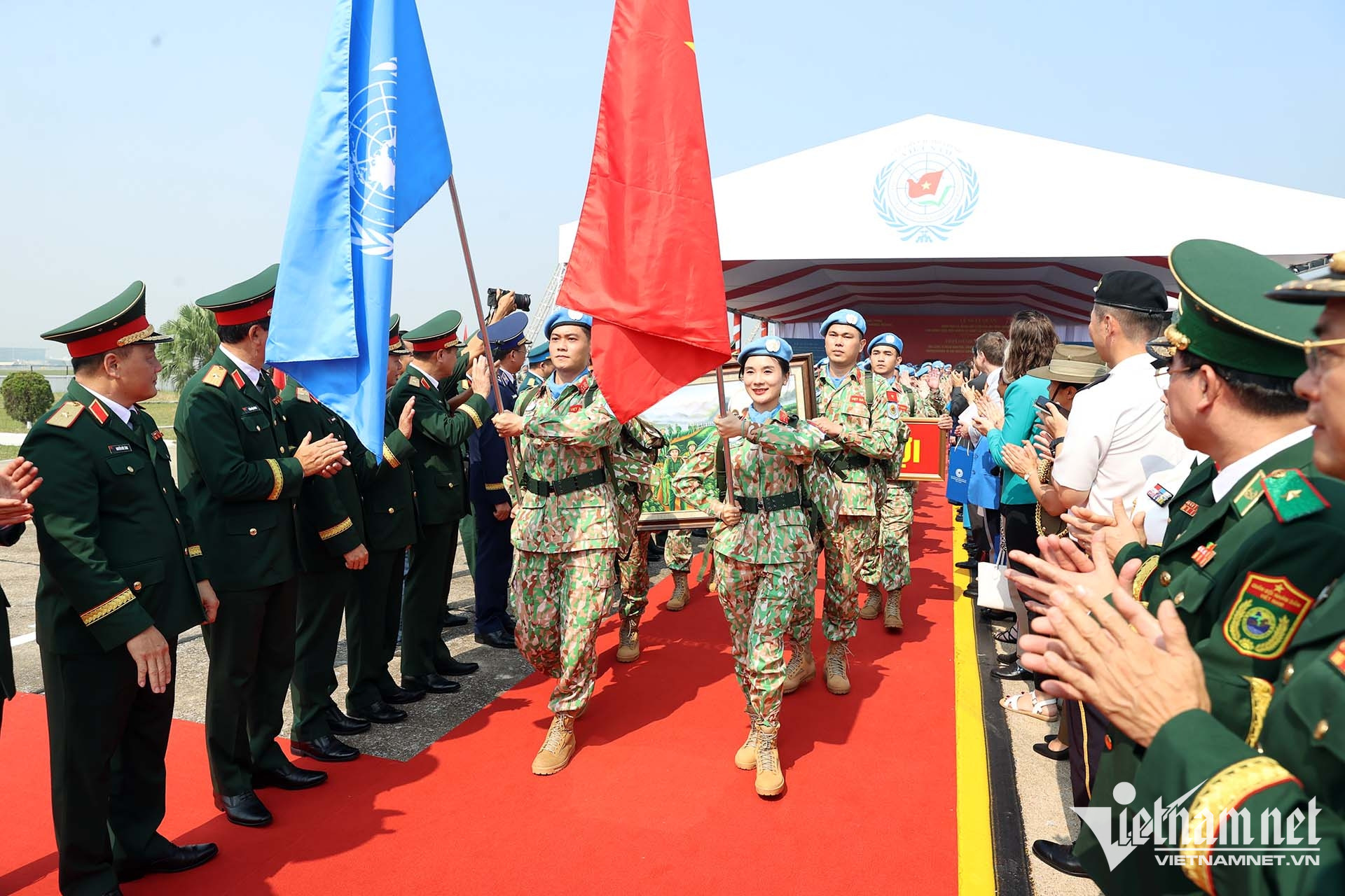 W-gìn giữ hòa bình.jpg
