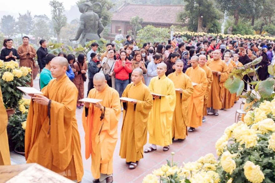 49.000 cuốn kinh chép tay và cuộc hành hương về Địa Tạng Phi Lai