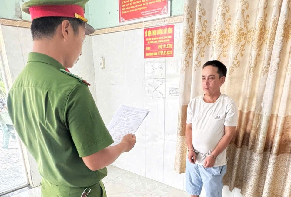Cậu ruột tử vong sau xô xát tại nhà, cháu trai bị bắt khẩn cấp