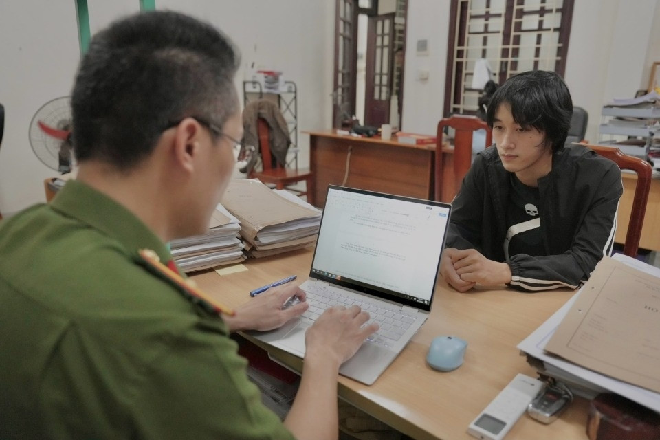 Hết tiền thuê phòng trọ, đôi nam nữ khống chế cụ bà 85 tuổi, cướp tài sản