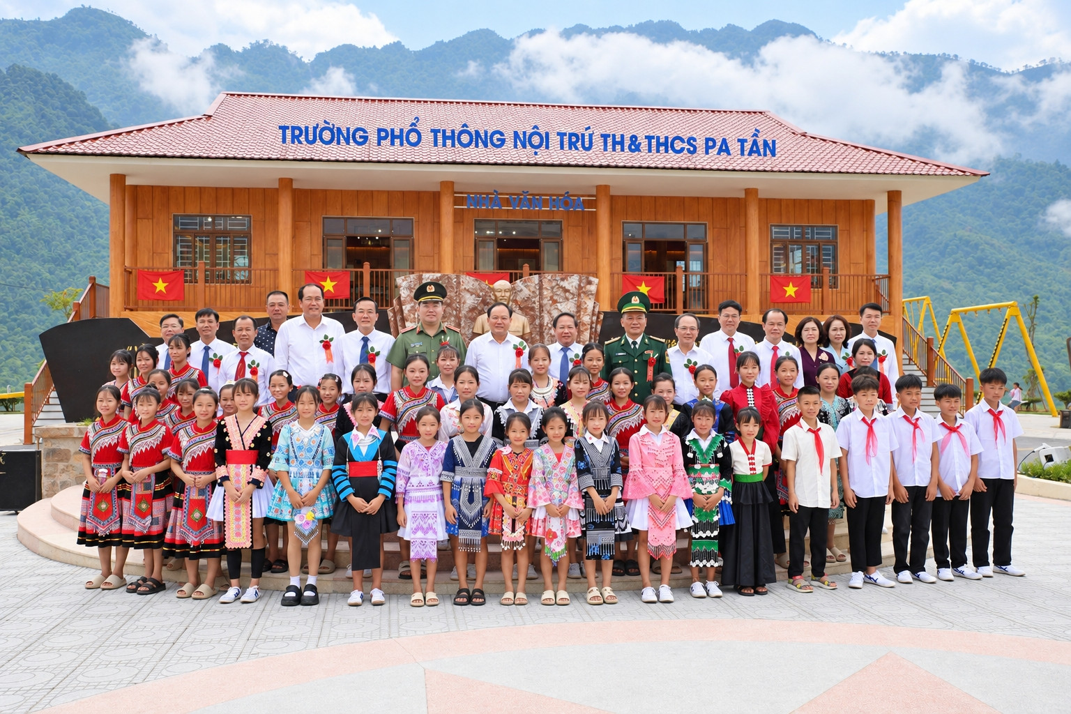 Hành trình đặc biệt phía sau ngôi trường của 1066 học trò vùng biên