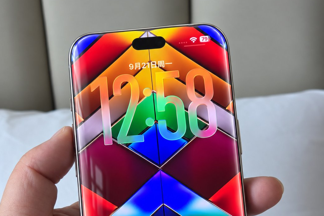 iPhone 20 Pro lộ diện: Đây có phải thiết kế Apple ấp ủ bấy lâu?