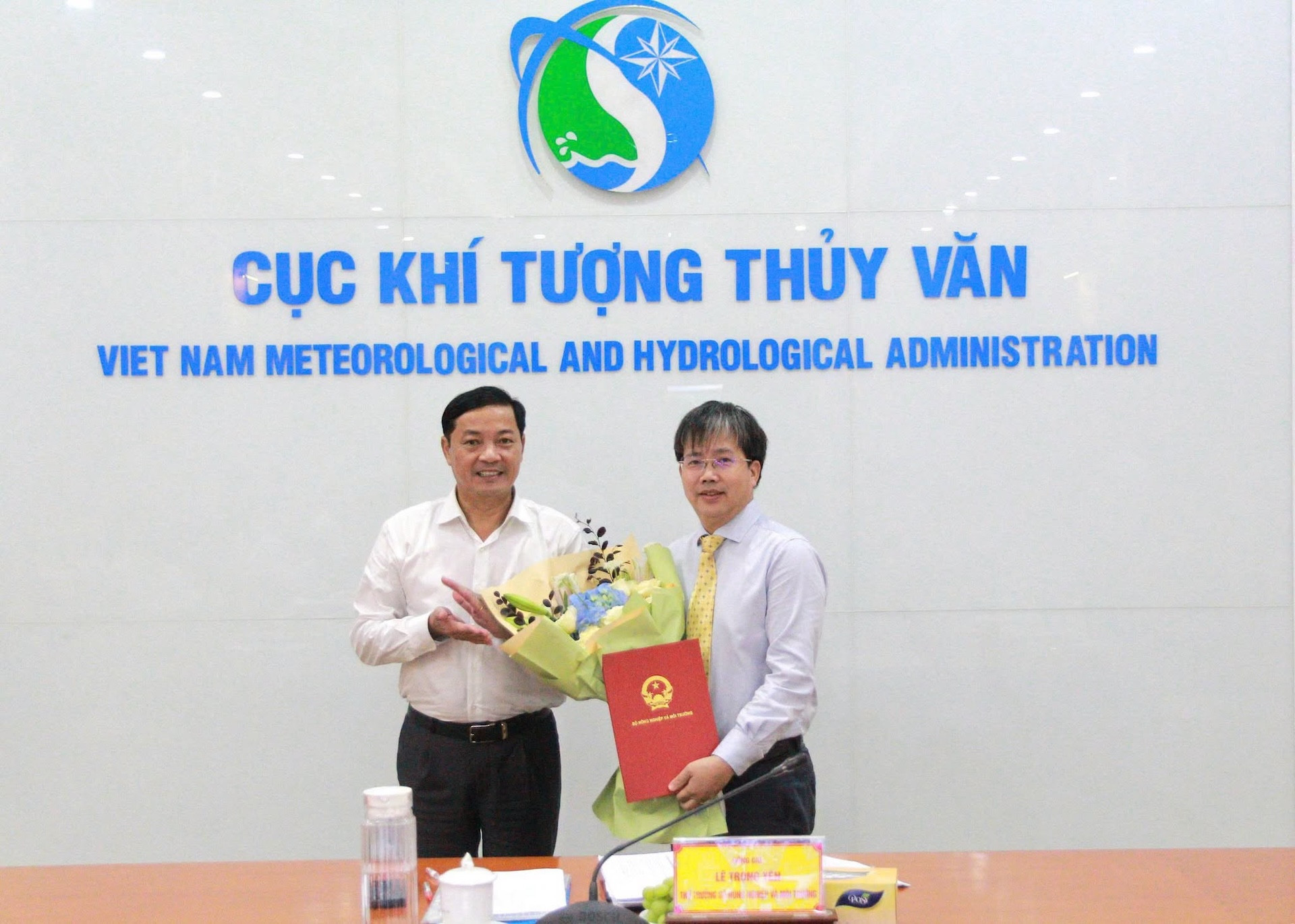 ong mai van khiem.jpeg
