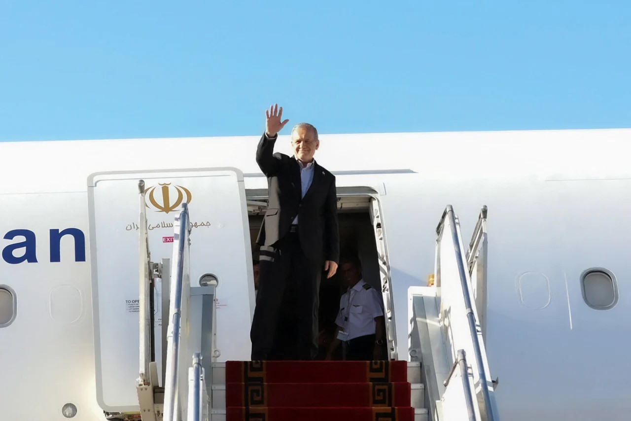 Tổng thống Iran bác bỏ cáo buộc khủng bố của Trump, khẳng định công nghệ hạt nhân vì hòa bình tại Đại hội đồng Liên Hợp Quốc