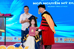 Tốt nghiệp