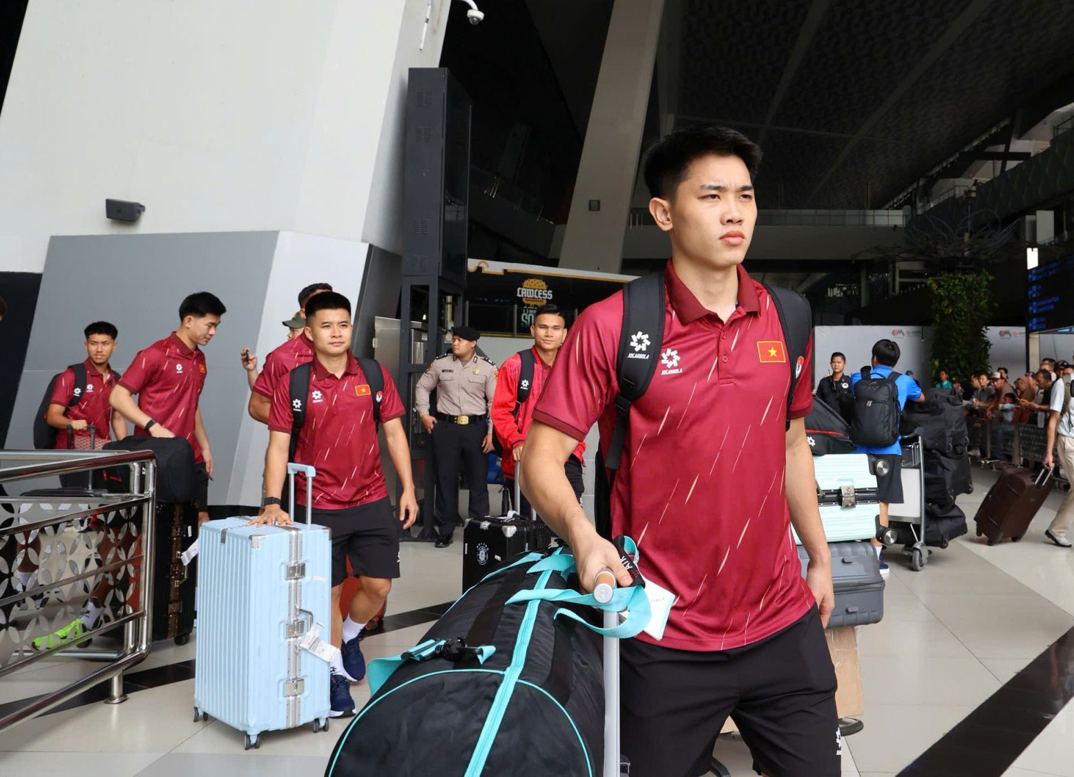 tuyen viet nam toi indonesia 5.jpg