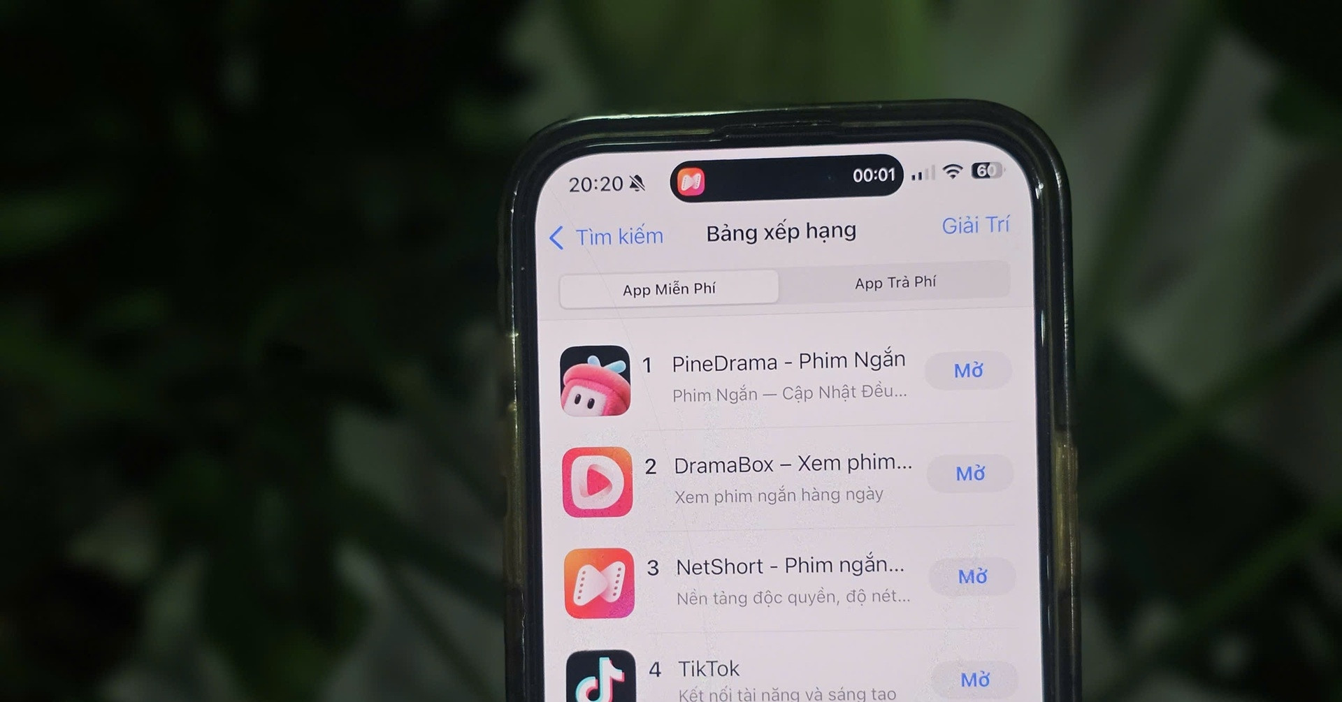 Ứng dụng phim ngắn "càn quét" bảng xếp hạng App Store, Google Play Việt Nam